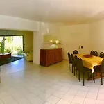 Villa Climatisee Avec Piscine Sur Les Hauts De Nimes
