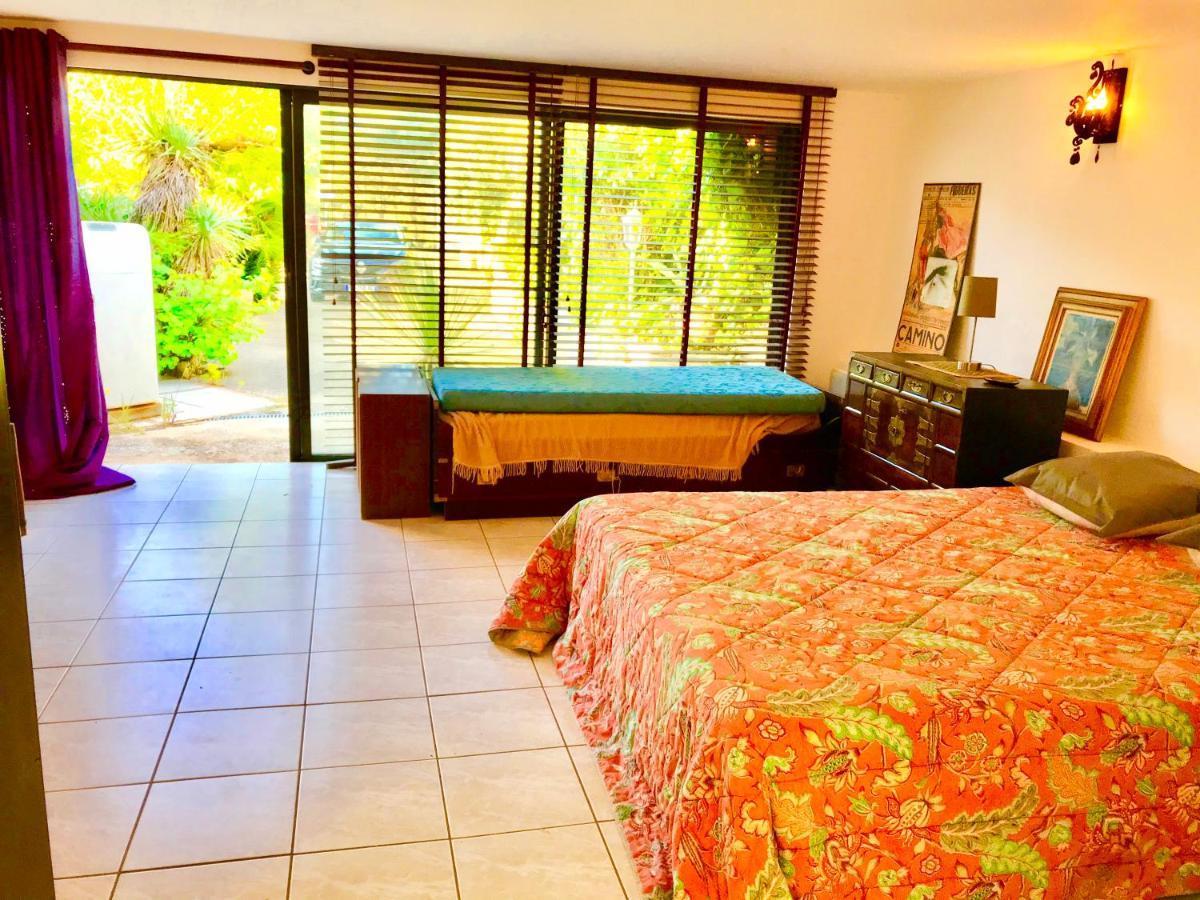 Villa Climatisee Avec Piscine Sur Les Hauts De *
